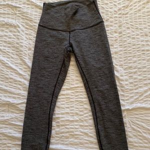 Lululemon herringbone wunder unders